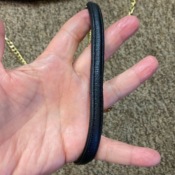 VTG, GENUINE EEL SKIN MADE IN KOREA Elegant Blue Clutch with Gold Chain - Picture 9 of 16